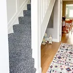 بيت للعطل Townhouse With Super Location كيلارني
