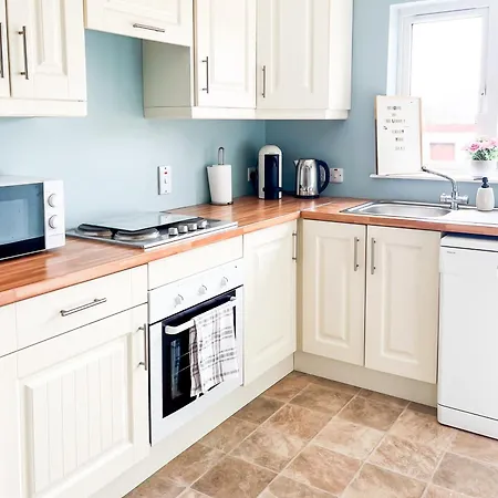 Townhouse With Super Location Cill Airne