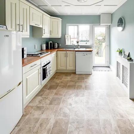 Townhouse With Super Location Дом отдыха Килларни