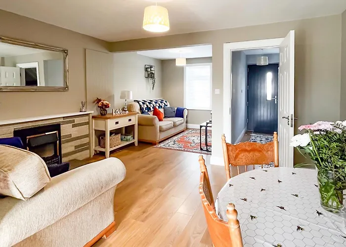 Townhouse With Super Location Ferienhaus *