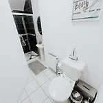 Townhouse With Super Location * Killarney