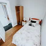 Townhouse With Super Location Killarney